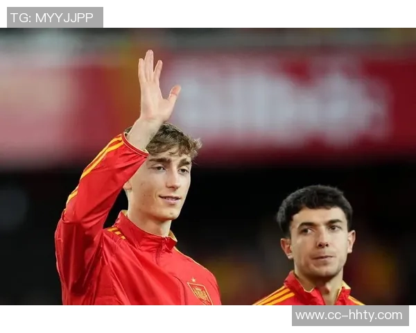 前皇马中卫盛赞赫伊森双脚技术出色防守预判精准球商极高 前皇马中卫盛赞赫伊森双脚技术出色防守预判精准球商极高